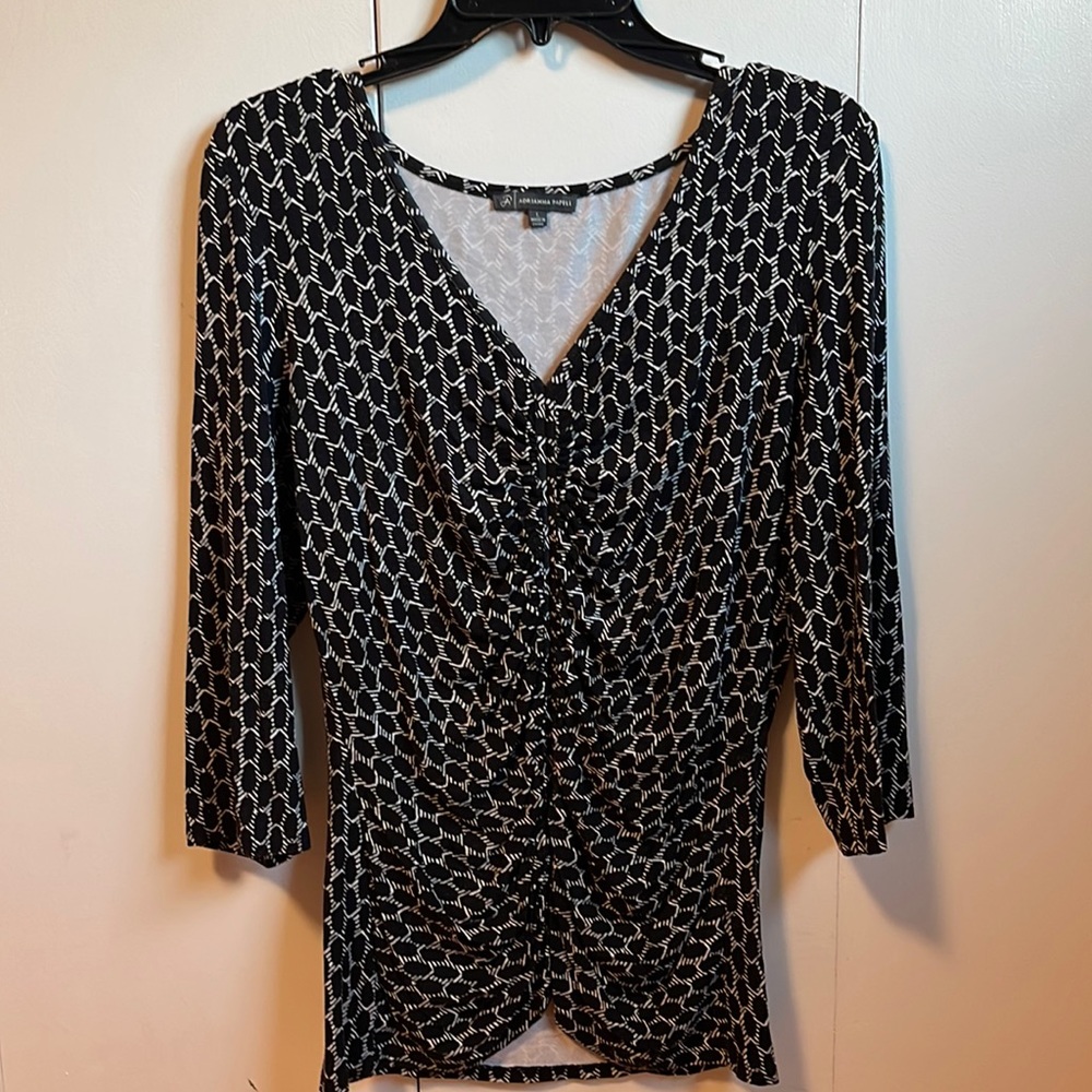 Black Adrianna Papell Vneck Blouse Size M